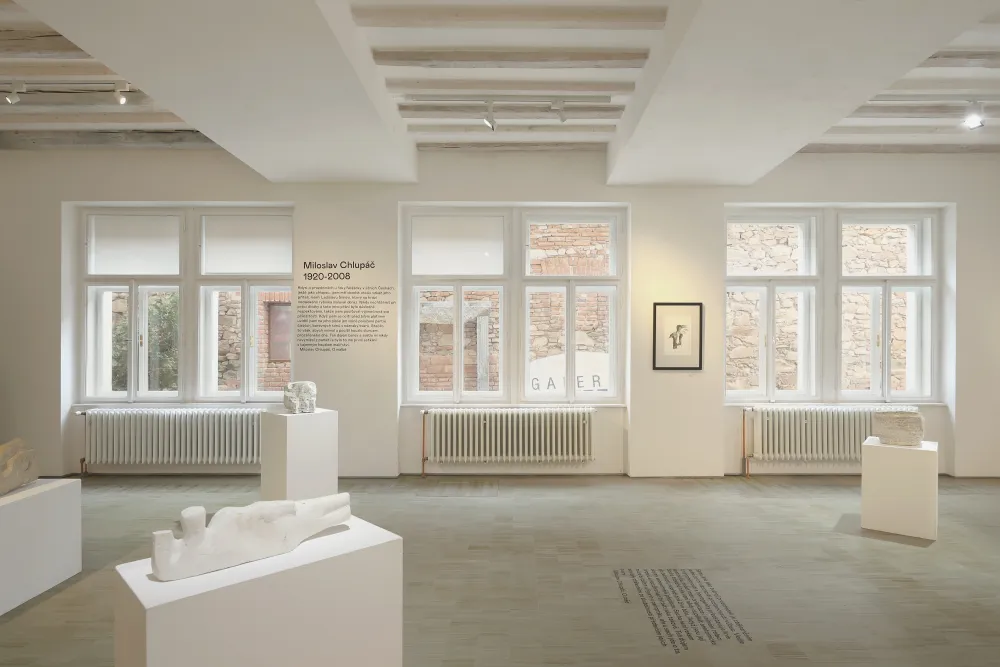 Výstavní sál Muzea umění a designu Benešov